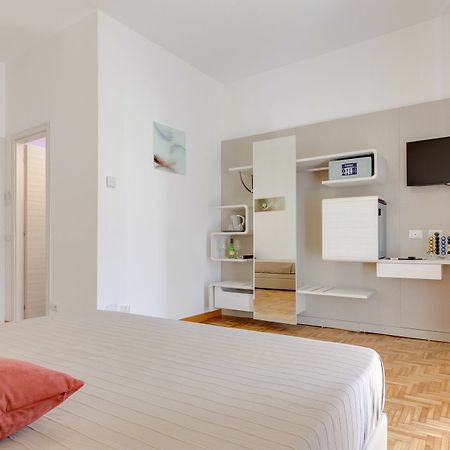 Dolce Luxury Rooms Rome Exterior photo