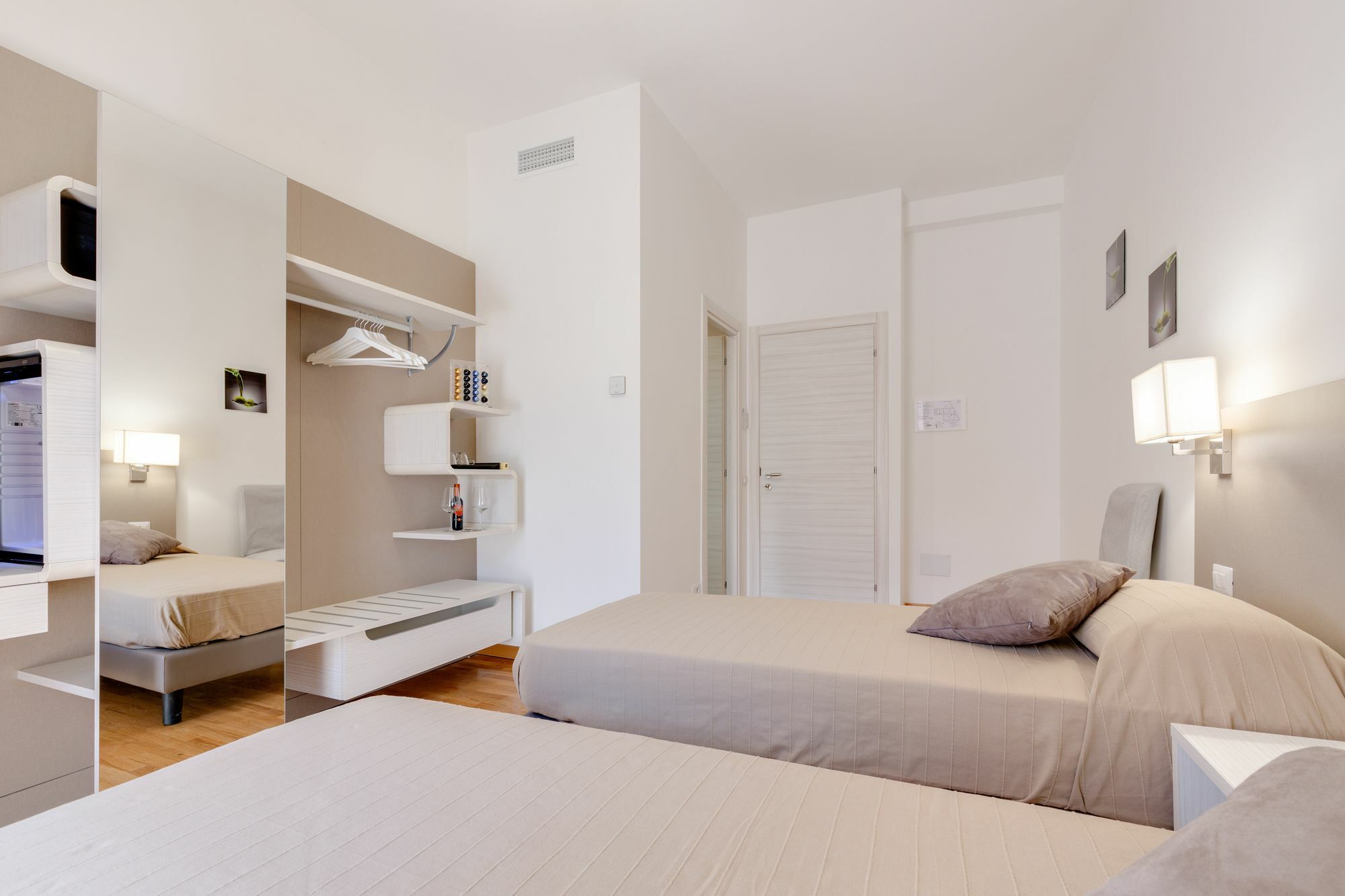 Dolce Luxury Rooms Rome Exterior photo