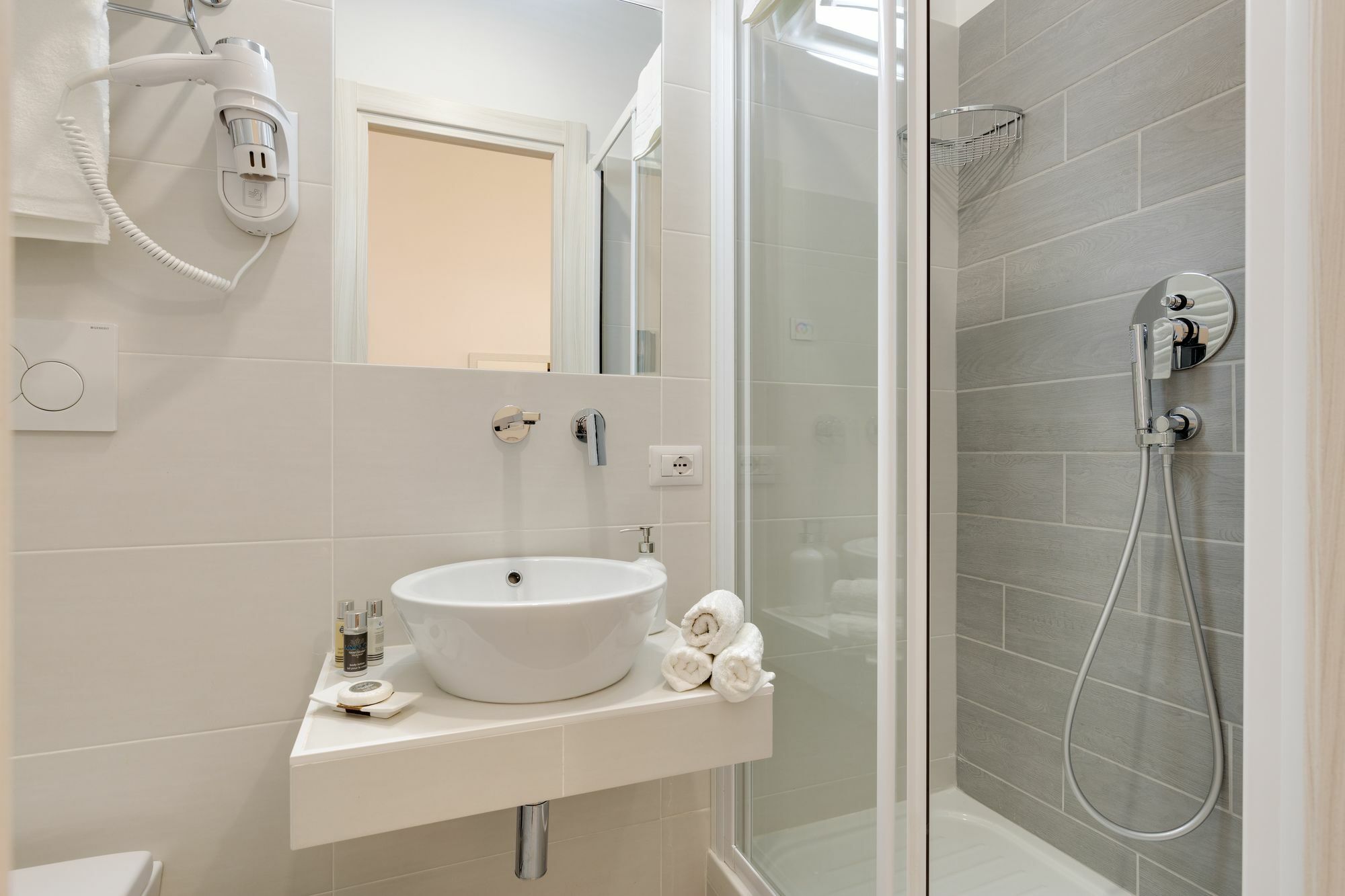 Dolce Luxury Rooms Rome Exterior photo